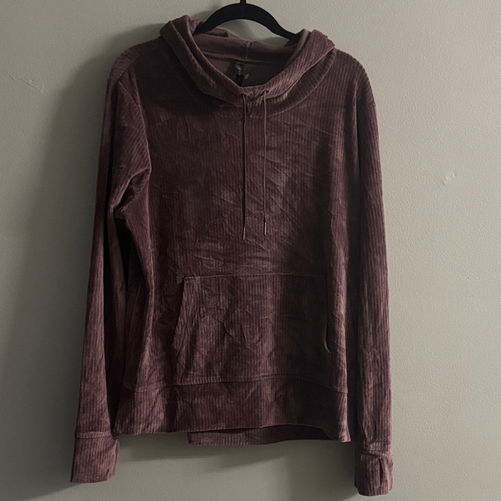 Gaiam Women’s Purple Hooded Sweater